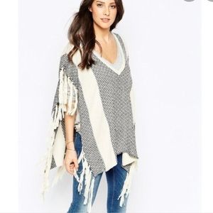 Vintage Havana black and cream side tied poncho